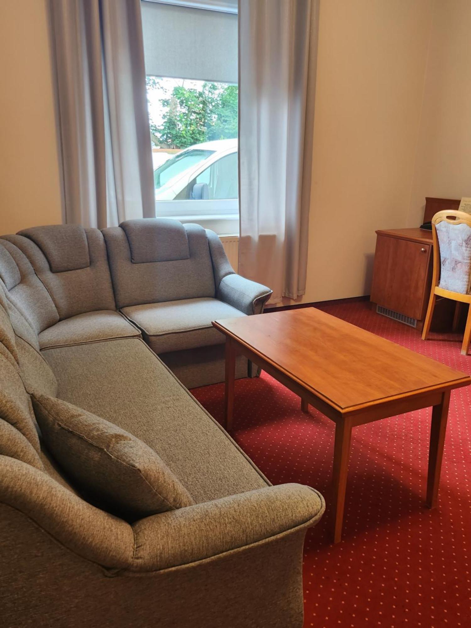 Hotel Dowhan Нове Екстериор снимка